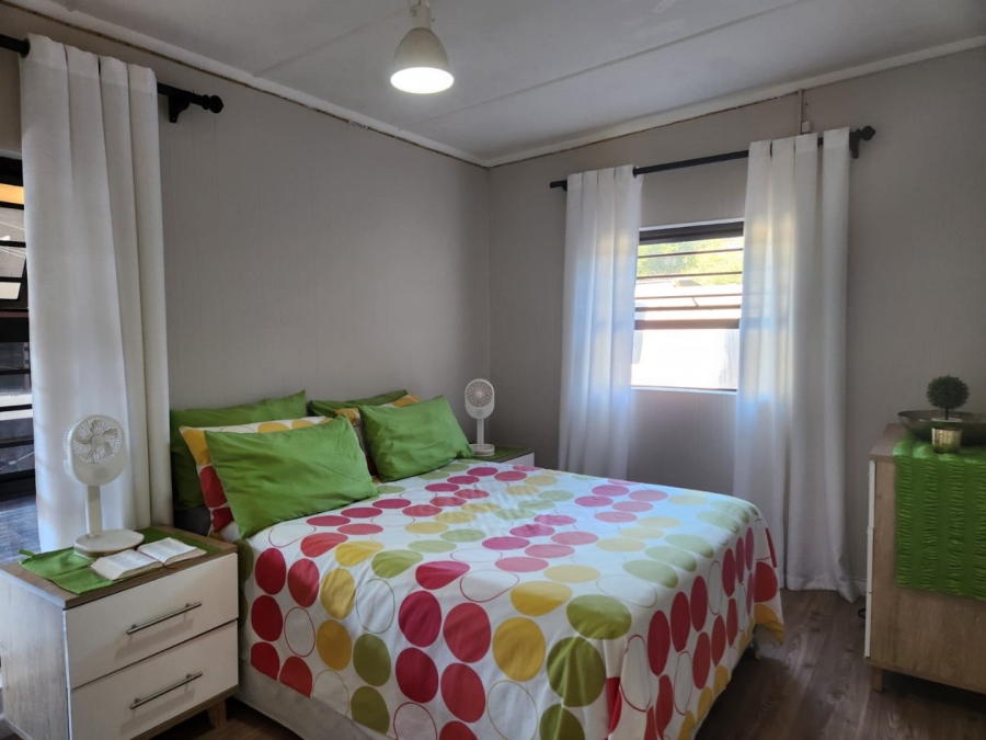 5 Bedroom Property for Sale in Bodorp Western Cape